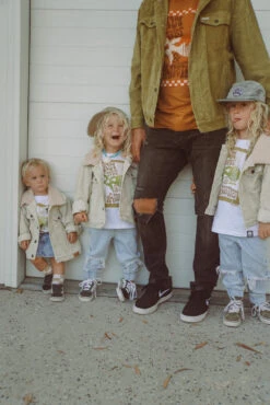 Palm Trees & Acoustics Fade Out Groms Tee -Salty Shreds image 83dbd6ec 27fc 45d6 b28f 76aa67cb15e8