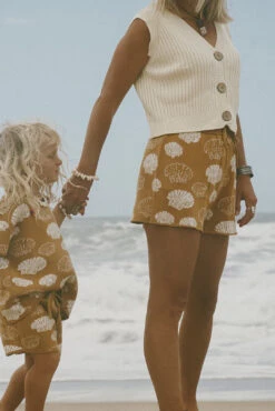 Sandy Shells Knit Short - Ladies