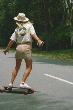 SS Logo Loose Tee - Ladies -Salty Shreds image a289e4dd 0e1d 42a6 b604 5f2fb3163341