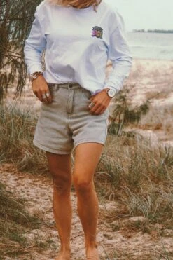 Salty Shreds Retro Wave L/S Tee - Ladies -Salty Shreds image ce8ba4dc 5188 4480 9d63 c7e097bfa7cc